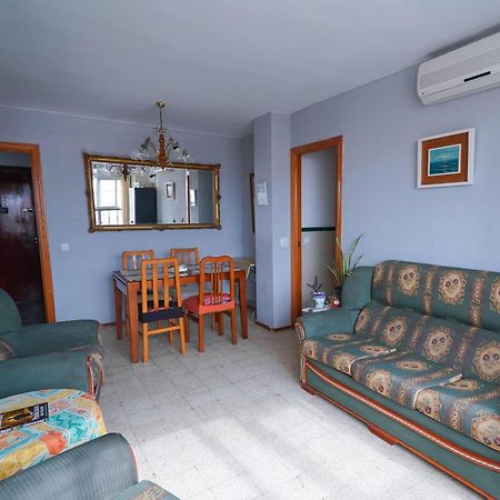 Habitaciones Privadas Con Cama Doble En Sevilla Esterno foto