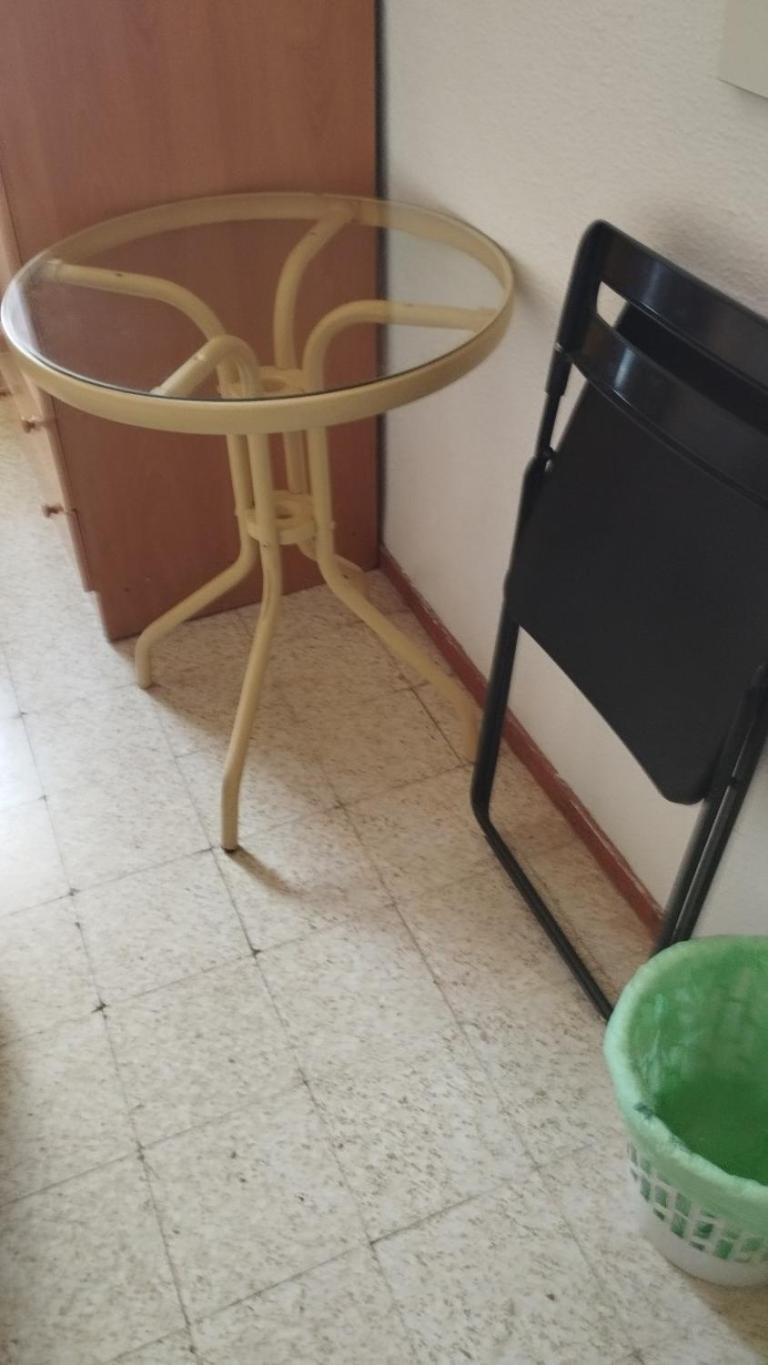Habitaciones Privadas Con Cama Doble En Sevilla Esterno foto